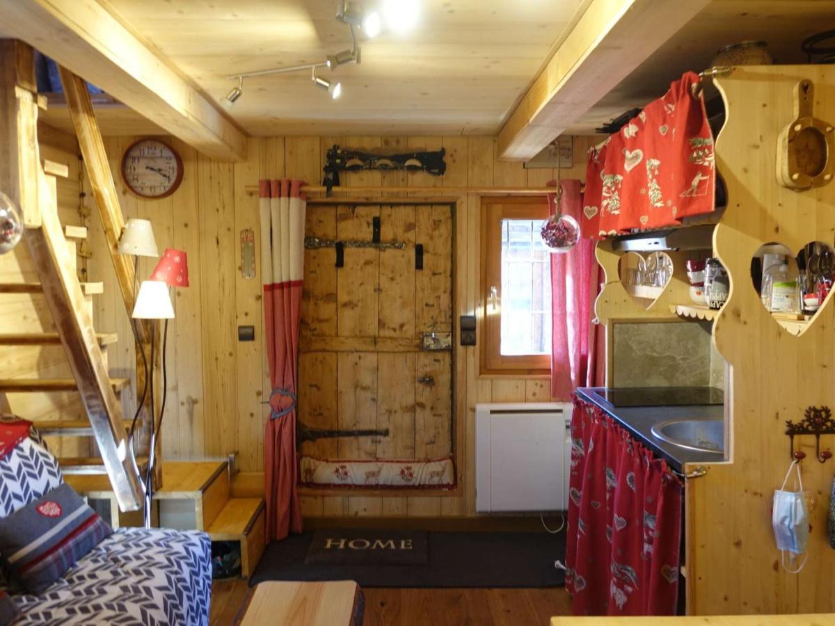 Charmant Mazot Savoyard A Hauteluce: Ideal Pour Couple, Proche Commerces Et Ski, Bien Equipe - Fr-1-342-263 Bagian luar foto